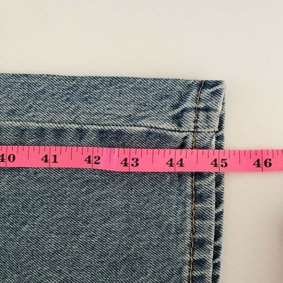 Levi's 512 Slim Taper BNWT Men's Jeans Light Wash Denim Size Waist 36 Length 34. - Picture 12 of 12